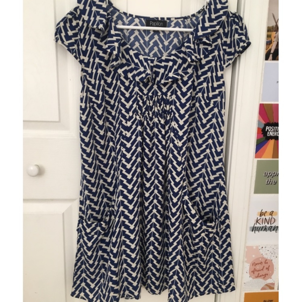 Papillon Blanc dress with ruffles